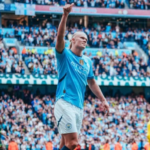 Manchester City wciąż bezbłędny. Wygrana z Brentford na Etihad Stadium Erling Haaland