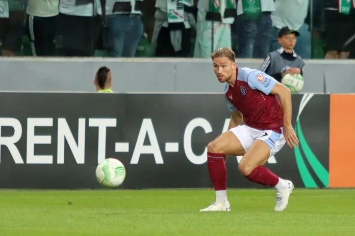 Aston Villa - Matty Cash 4 Aston Villa - Matty Cash 4